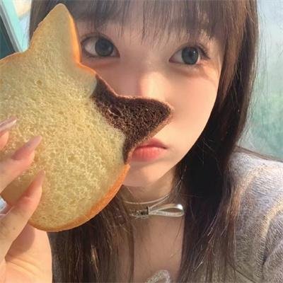 万花嬉春
